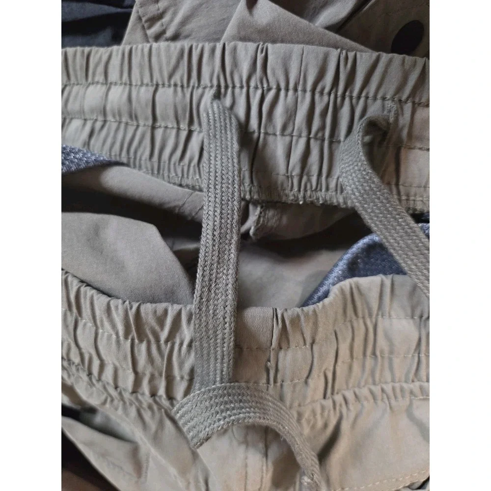 Hi-Tec Olive Green Men's/Unisex Convertible Hiking‎ Cargo Nylon Pants Pull On L